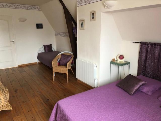 Hotel Les Trois Cornets Saint-Ouen-des-Champs Esterno foto