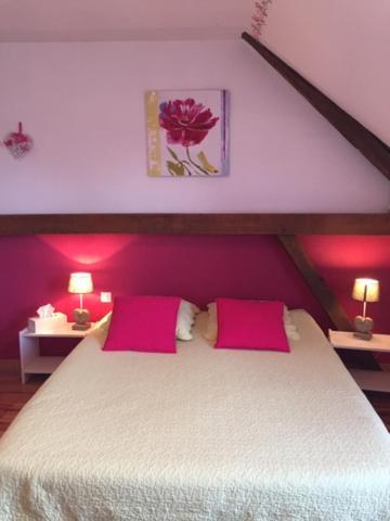 Hotel Les Trois Cornets Saint-Ouen-des-Champs Esterno foto